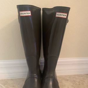 Hunter Tall Rain Boots Size 11